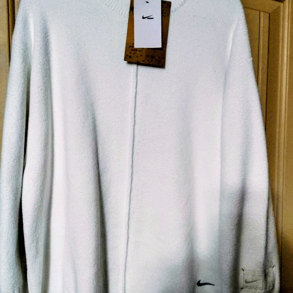 Nike Women's Classic White Crewneck Sweater